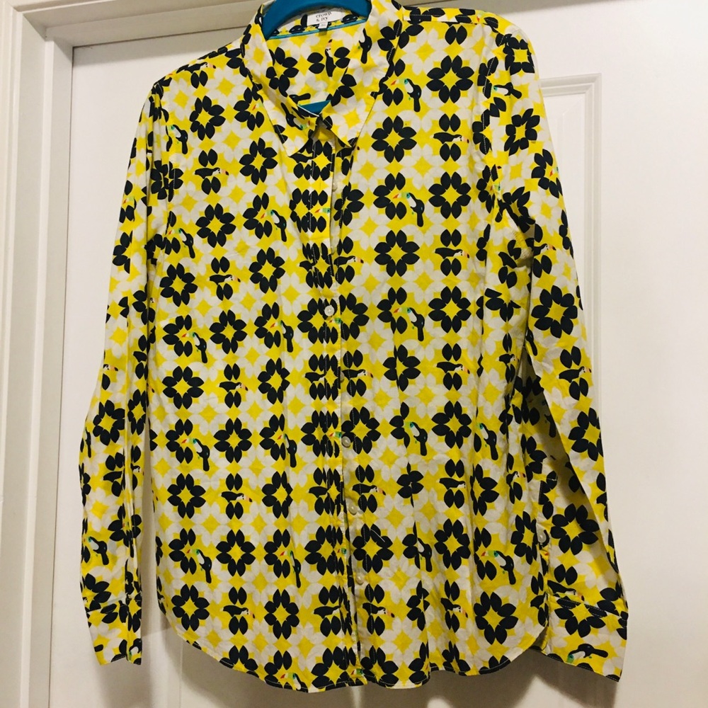 Crown & Ivy Top